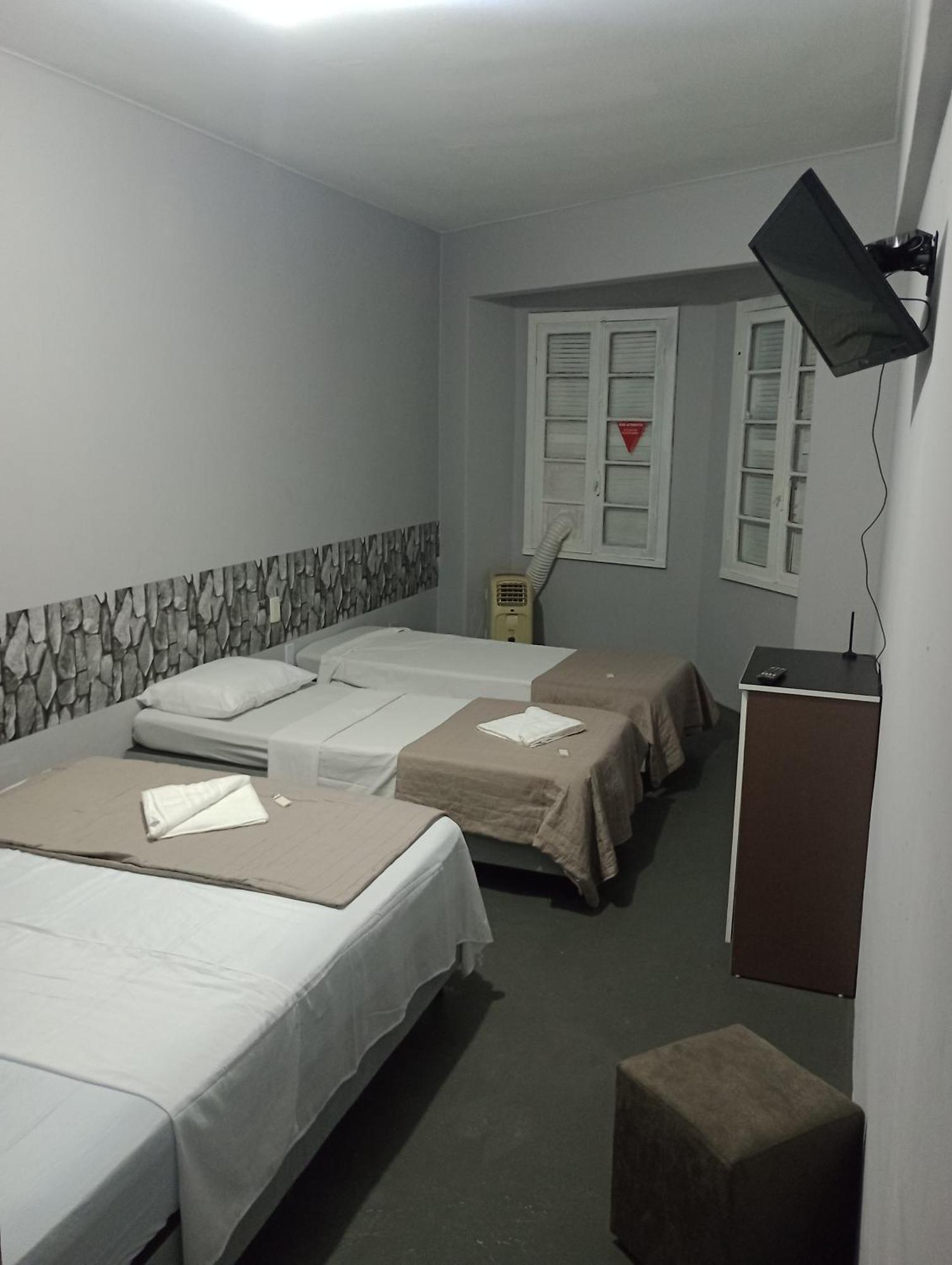 Hotel Rest Porto Alegre Extérieur photo